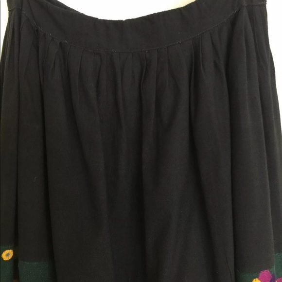 Ethnic Indian Wear Vintage Traditional Mirror work Chaniya  Choli - Picture 5 of 11